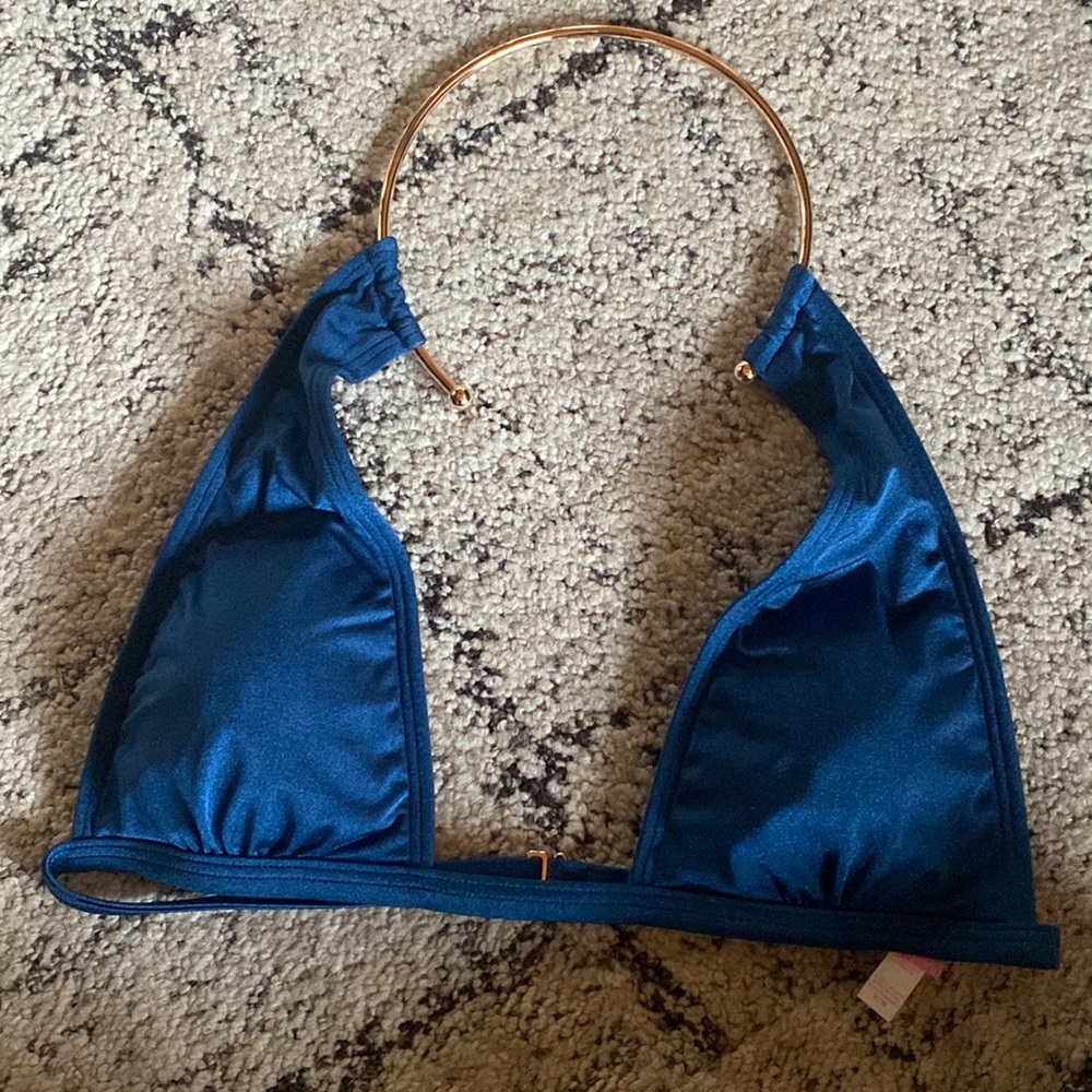 Victoria’s Secret unworn bathing suit top.